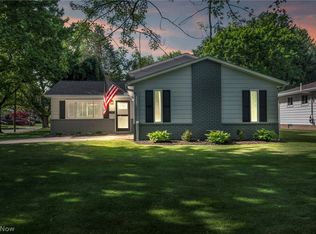 165 Pinewood Dr, Elyria, OH 44035