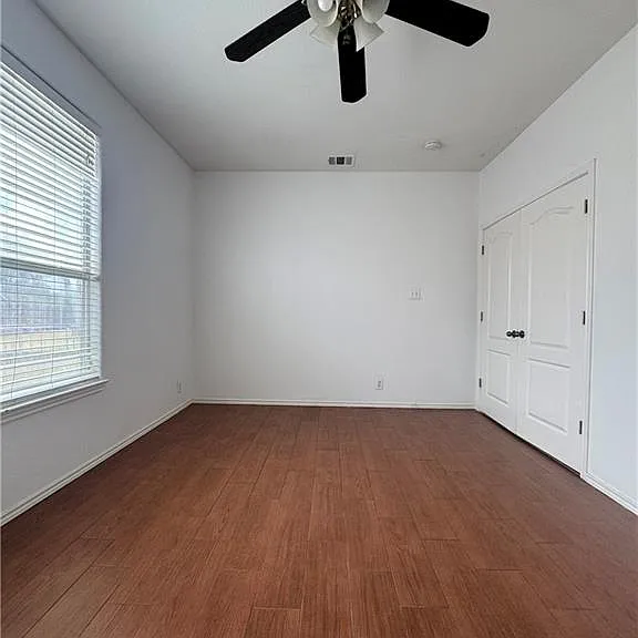 5117 Jasmine Ct — Photo 10