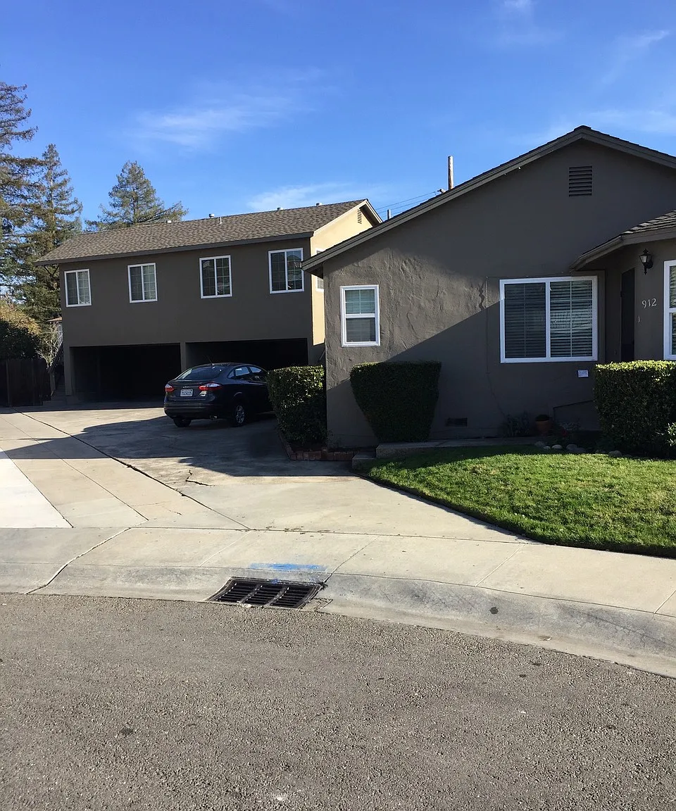 1 bed, 380 sqft, $2,675 — Photo 1