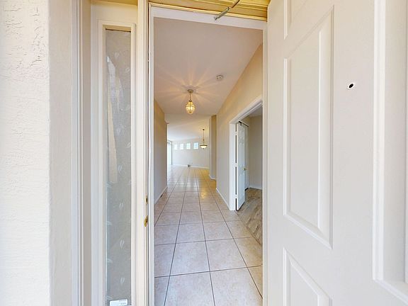 3rd image of 9710 Wyeth Ct