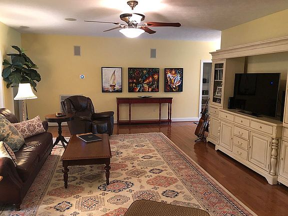 4th image of 12401 Loblolly Dr