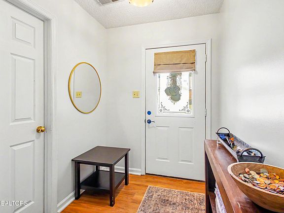 5th image of 8060 Hansboro Way