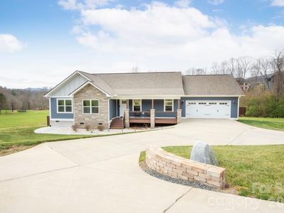 311 Hookers Gap Rd, Candler, NC, 28715