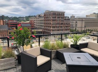 1121 Clay St APT 4, Cincinnati, OH 45202