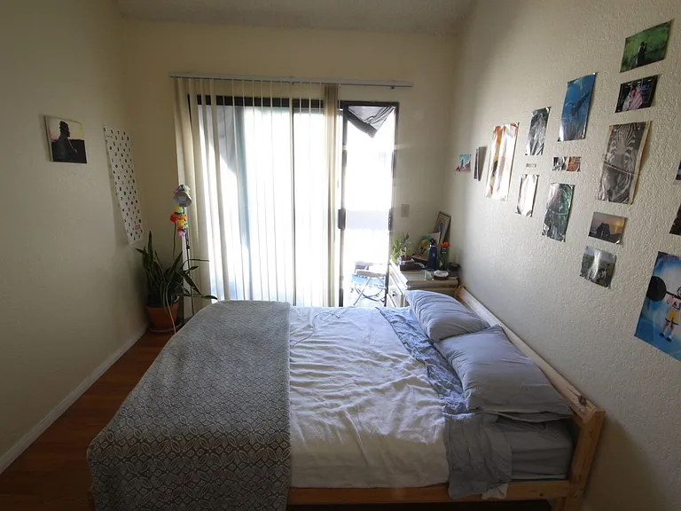 4058 Mahaila Ave #D — Photo 10