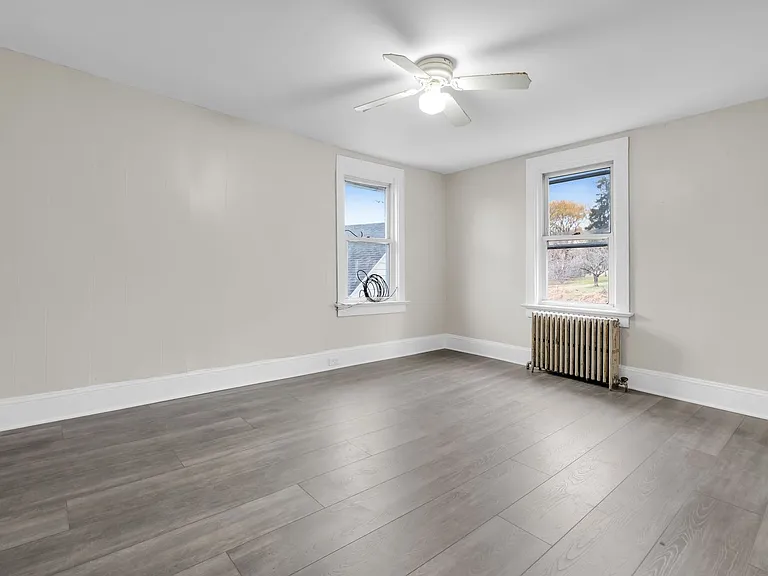 210 Roseto Ave — Photo 17