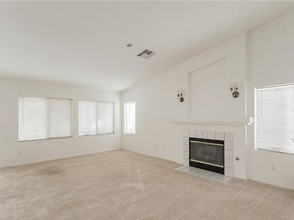 3rd image of 8332 Cove Landing Ave