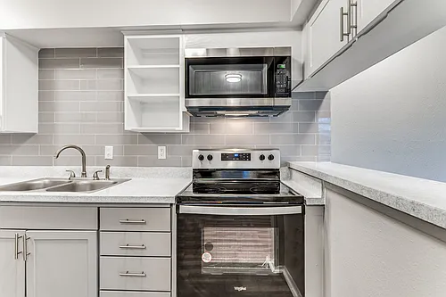 Tribecca Pointe Apartments Photo 1