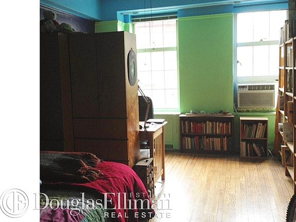 2nd image of 465 W 23rd St APT 4E