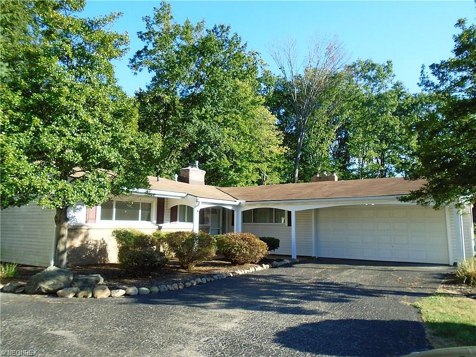 1st image of 549 Winslow Ave