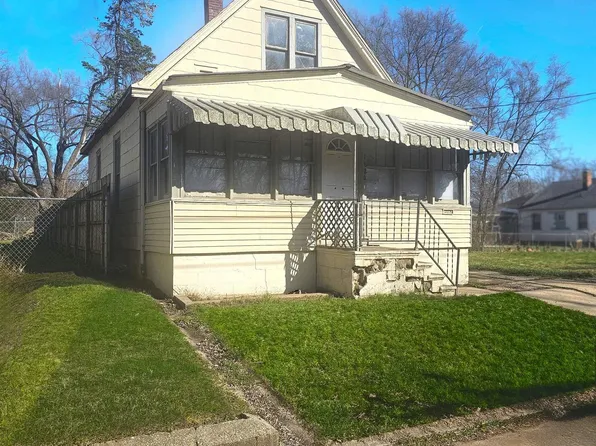 1826 S Arago St, Peoria, IL 61605