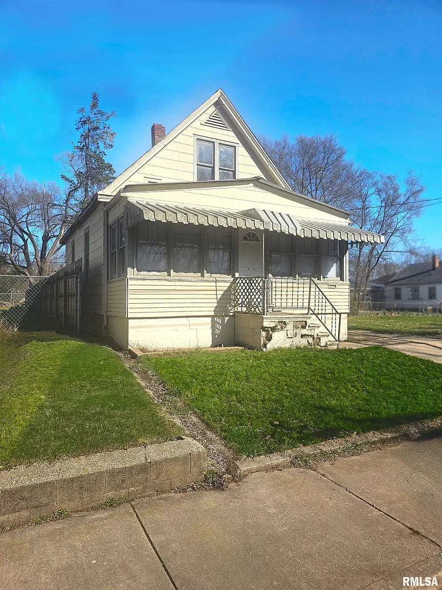 1826 S Arago St photo 1