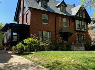 6240 McPherson Ave, Saint Louis, MO 63130