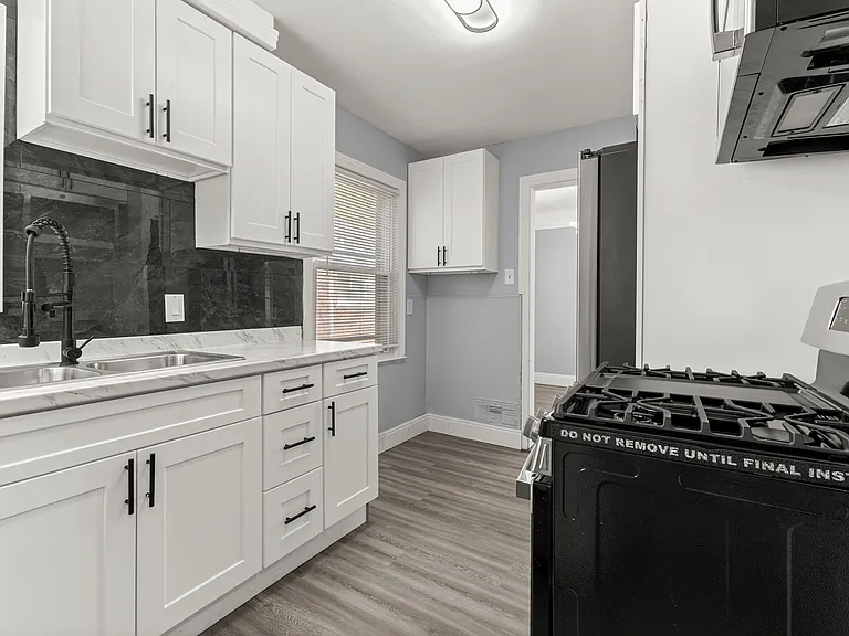 26431 Stollman Dr — Photo 14
