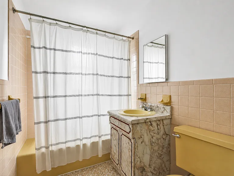 21-17 28th St #HOME — Photo 17