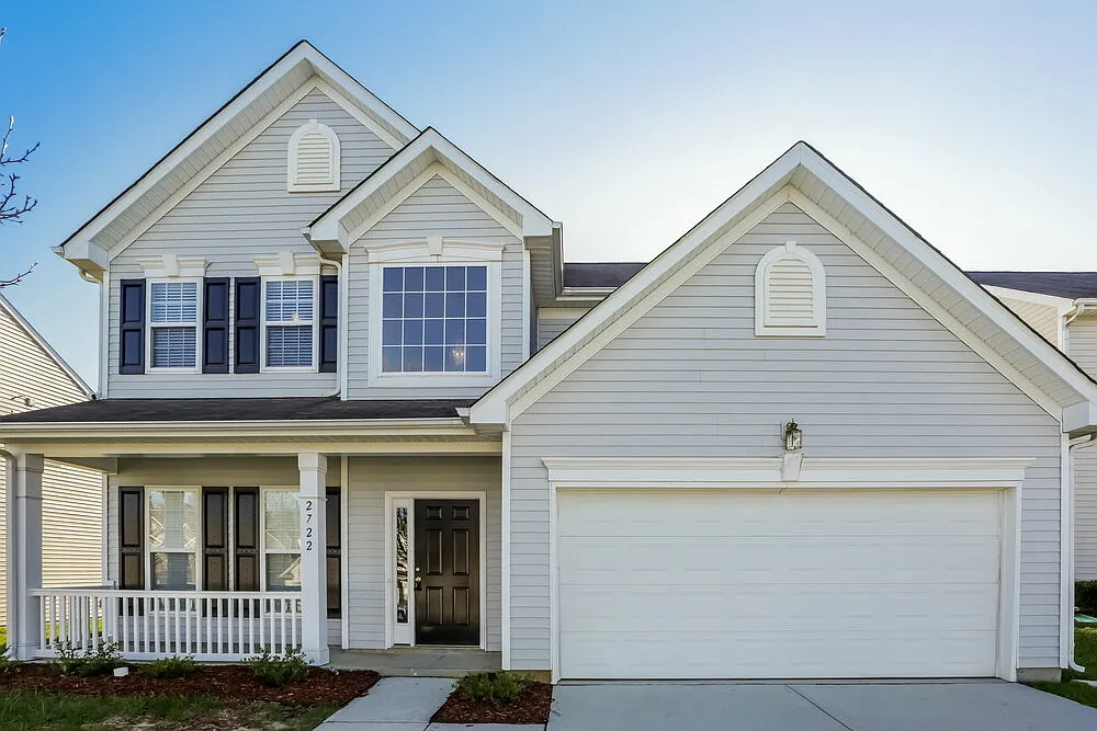 4 bed, 2.5 bath, 2236 sqft, $2,215 — Photo 1