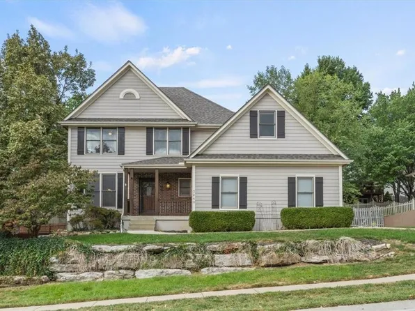 3240 Gateway Dr, Independence, MO 64057