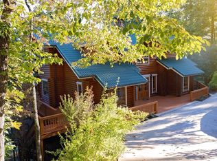 214 Cross Creek Trl, Robbinsville, NC 28771