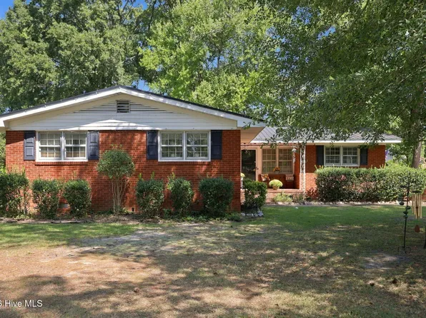 2101 Michelle Drive, Kinston, NC 28504