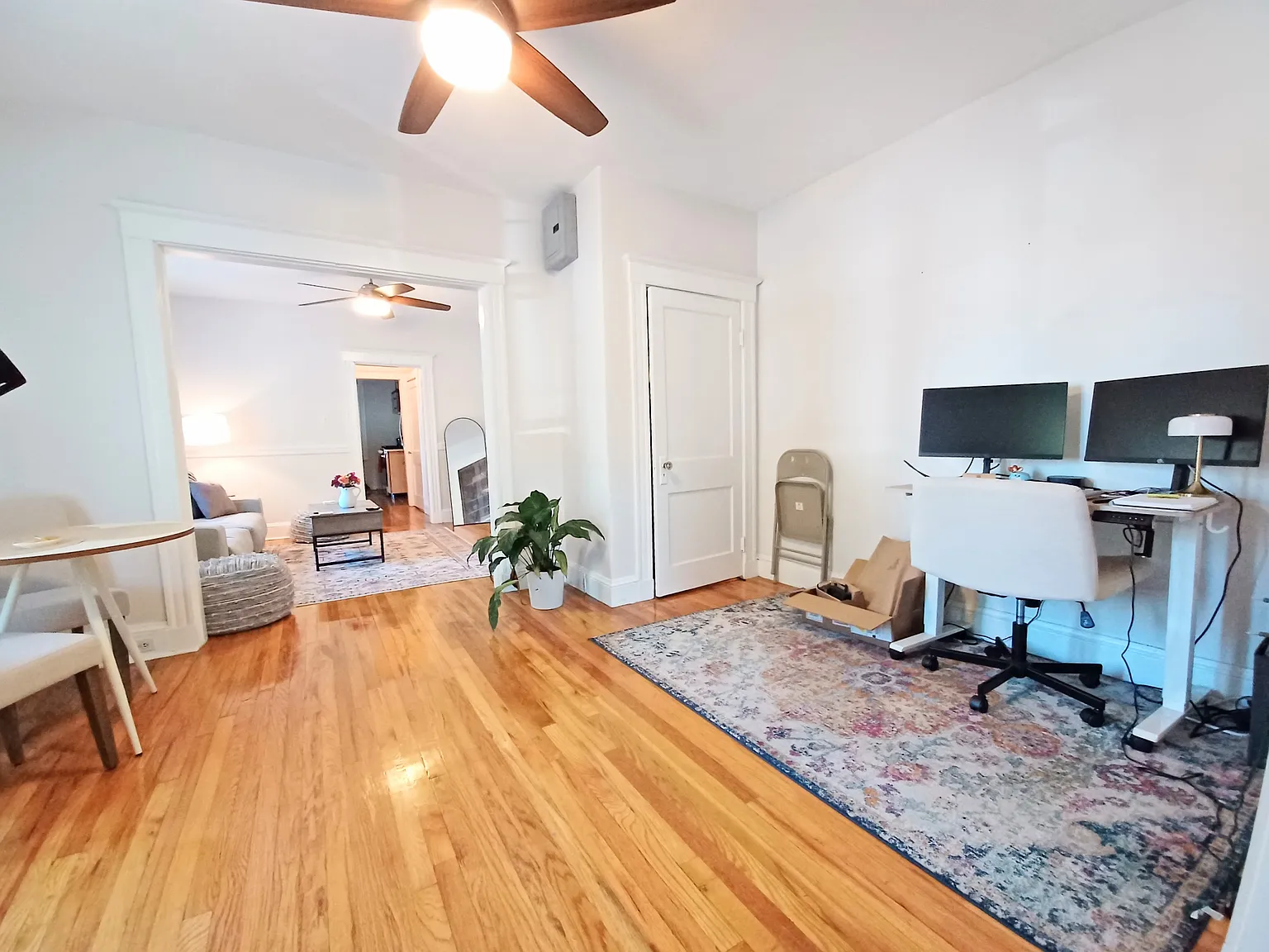 869 Centre St — Photo 4