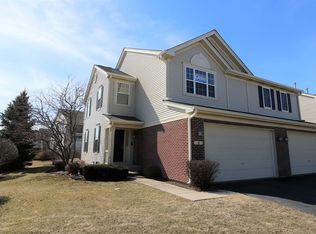1 Shade Tree Ct, Algonquin, IL 60102