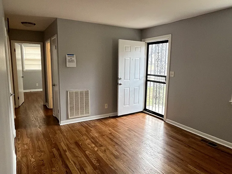 3238 Panorama Dr — Photo 5