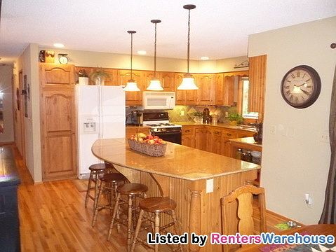1st image of 251 Woodridge Dr