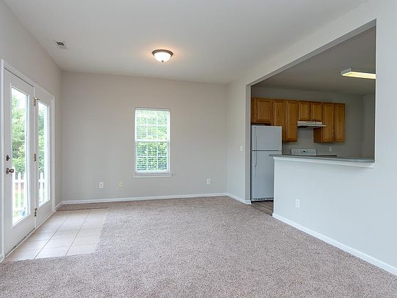 Living Room - spacious and cozy