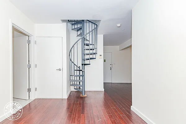 Rented by MySpaceNYC | media 6