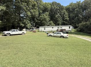 7409 Olin Rd, Pfafftown, NC 27040