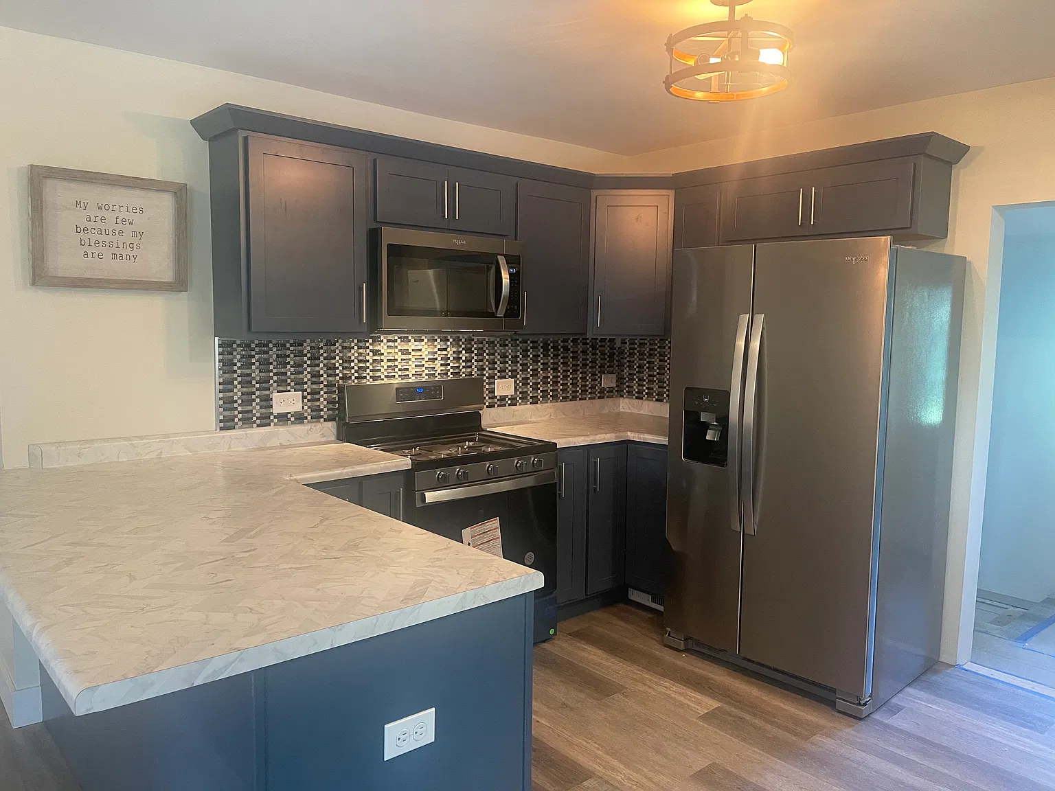 325 Waverly Rd — Photo 1