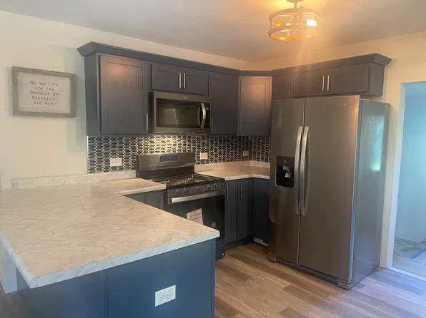 325 Waverly Rd, La Porte, IN 46350