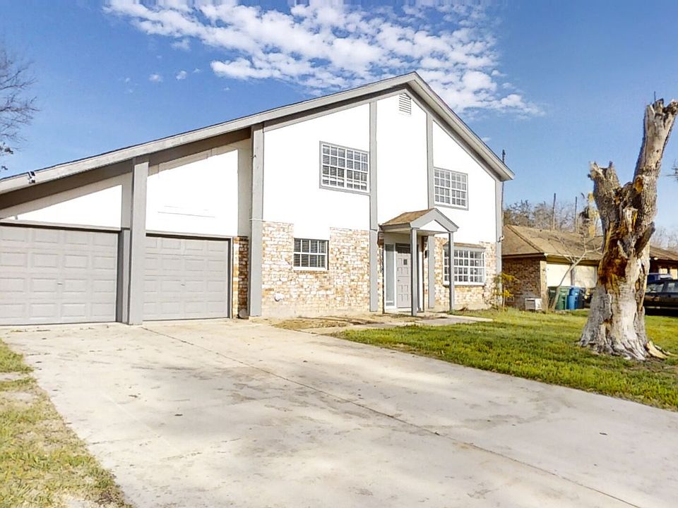 1st image of 13038 Larklair Dr