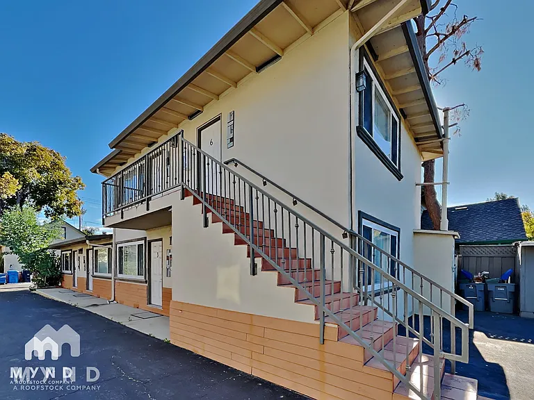 315 Beemer Ave #1 — Photo 1