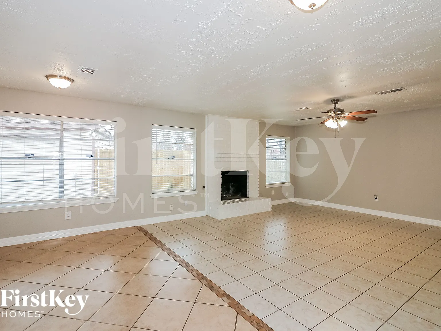 4 bed, 2.0 bath, 2182 sqft, $1,710 — Photo 3