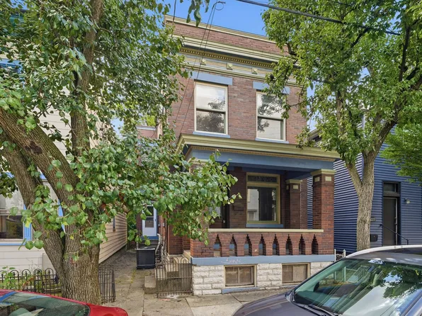 2215 Victor St.