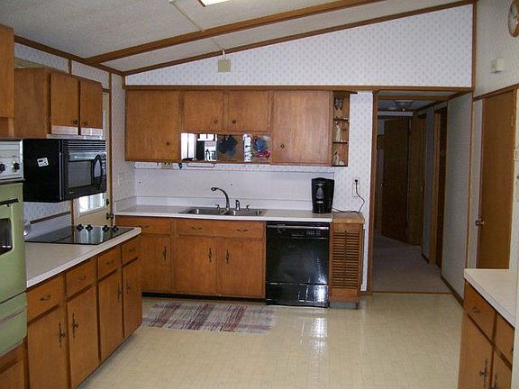 Very Large Kitchen