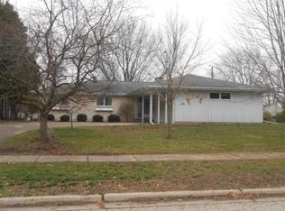 430 Orchard Dr, Oregon, WI 53575
