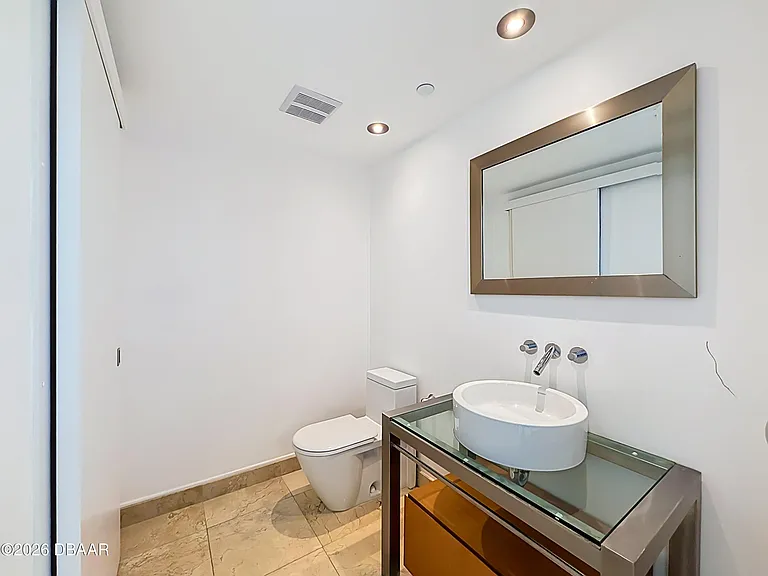 6000 Indian Creek Dr #12B — Photo 12