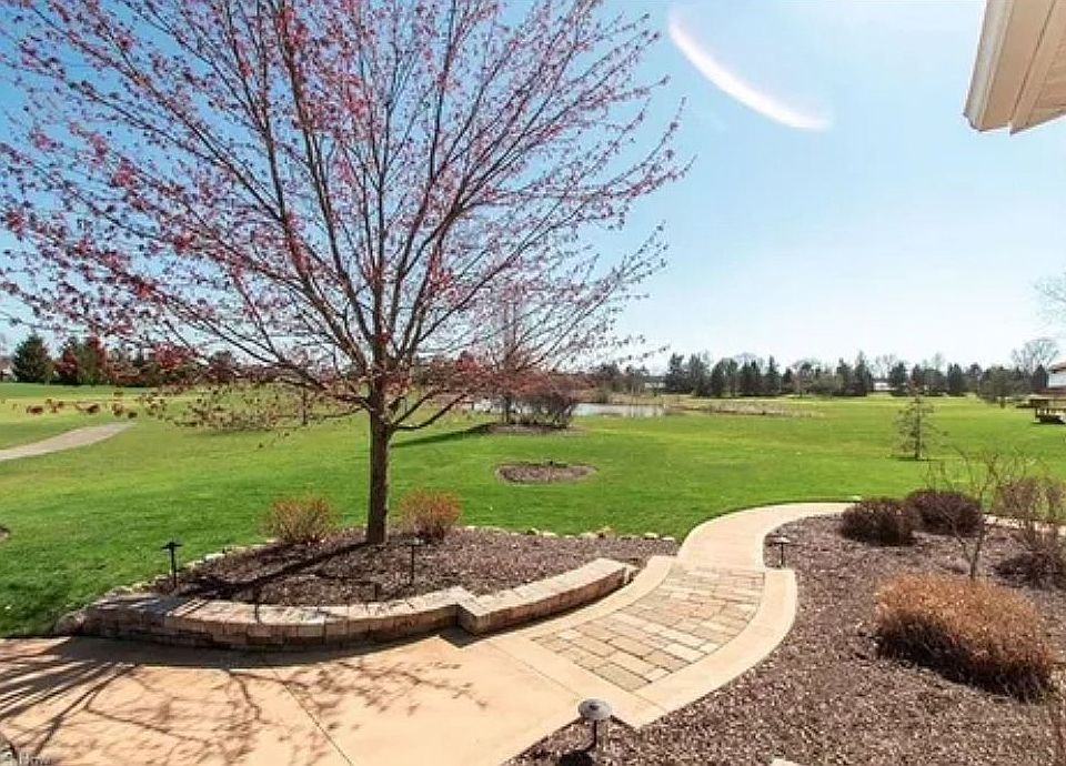 4348 Fox Glen Dr, Medina, OH 44256 | Zillow