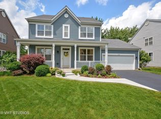 2425 Barnhart St, West Chicago, IL 60185