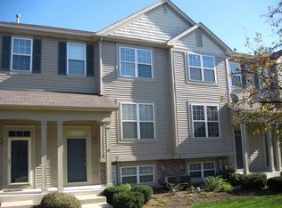 794 Cherry Creek Dr, Grayslake, IL 60030