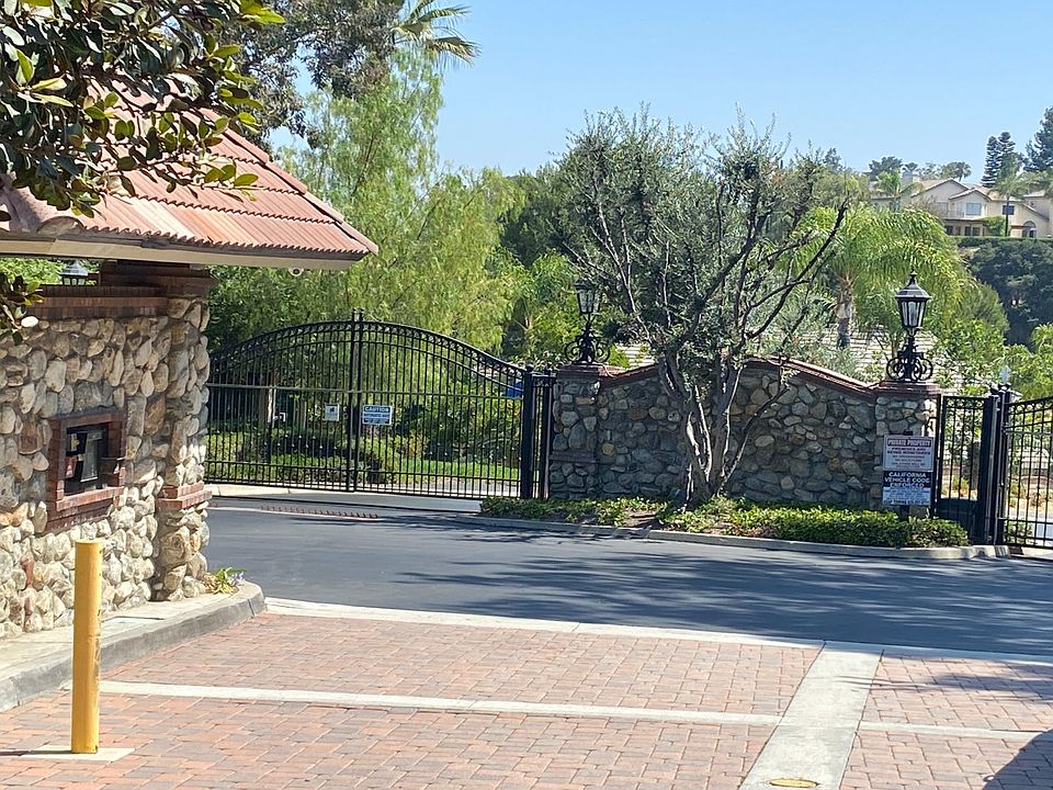 1st image of 20303 Bickford Dr