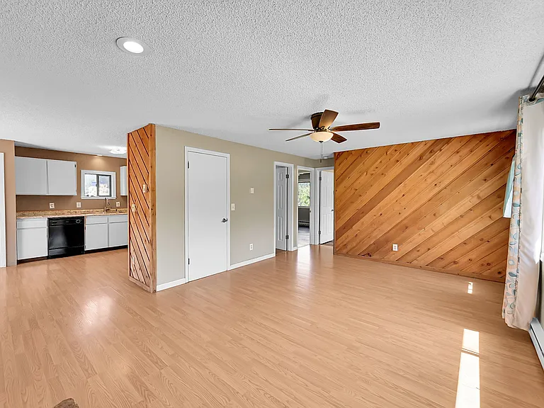 26147 S End Rd — Photo 10
