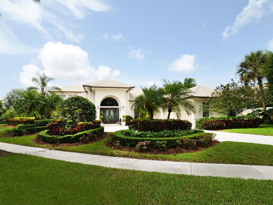 Home For Sale In Broken Sound Country Club