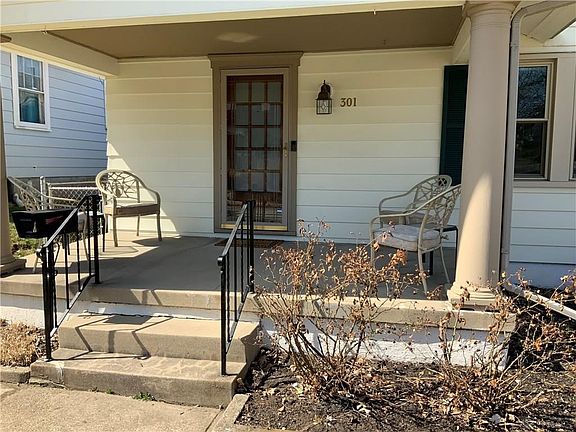 3rd image of 301 Illinois Ave