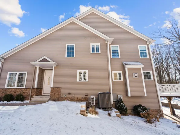 20 Brookview Circle #20, Bristol, CT 06010