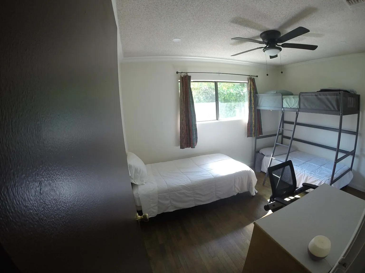 6002 Hazelbrook Ave — Photo 1