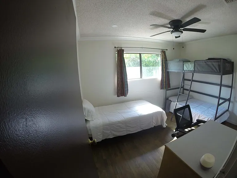 6002 Hazelbrook Ave #3 — Photo 1