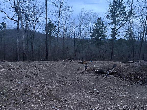 5th image of 135 Big Chief Rd